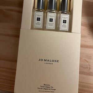 Jo Malone TRAVEL COLOGNE TRIO Blossoms